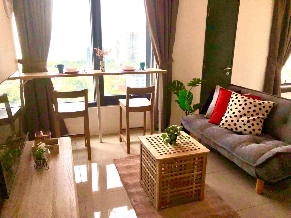 Tropicana 218 Macalister Netflix Unit By Blue Sky Holidays George Town Eksteriør bilde