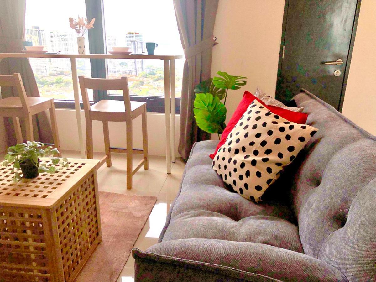 Tropicana 218 Macalister Netflix Unit By Blue Sky Holidays George Town Eksteriør bilde