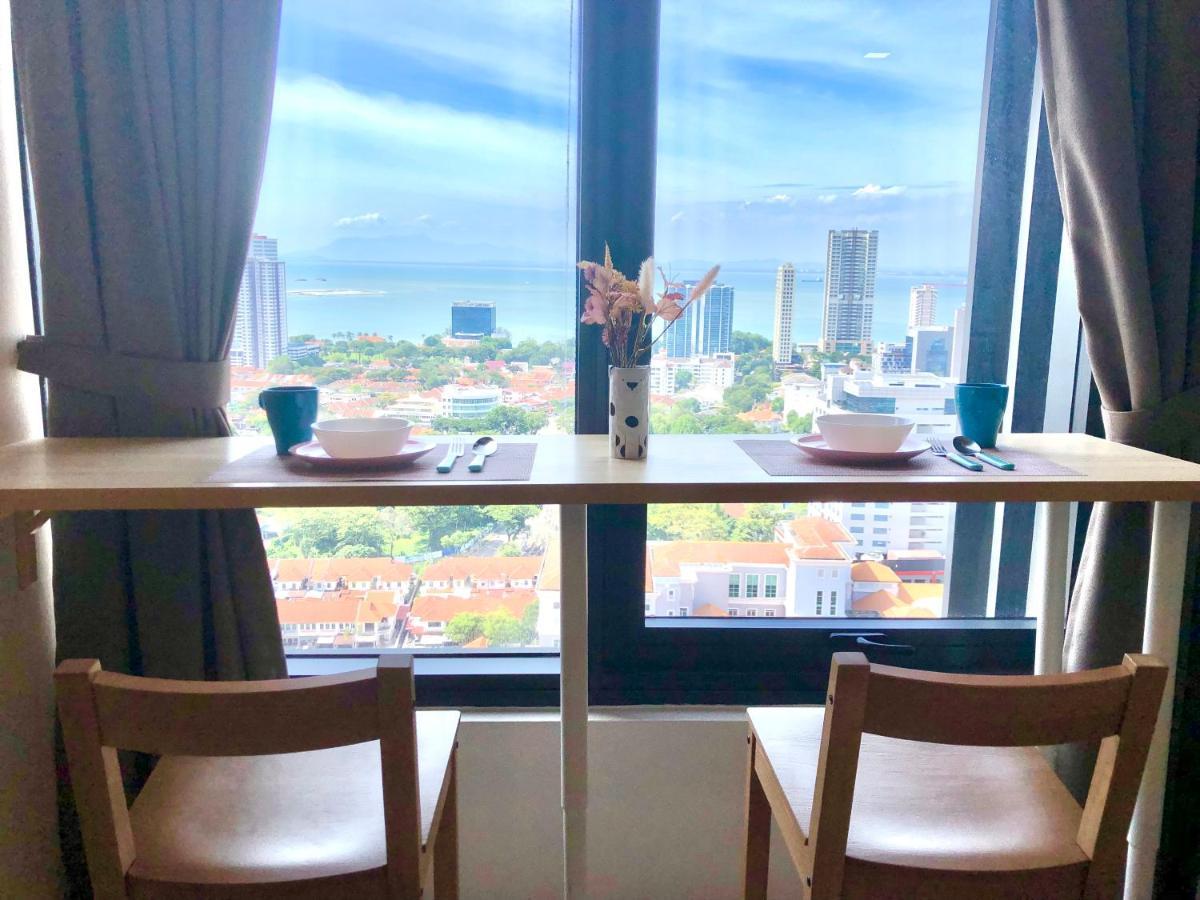Tropicana 218 Macalister Netflix Unit By Blue Sky Holidays George Town Eksteriør bilde