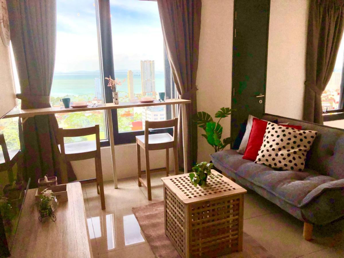 Tropicana 218 Macalister Netflix Unit By Blue Sky Holidays George Town Eksteriør bilde