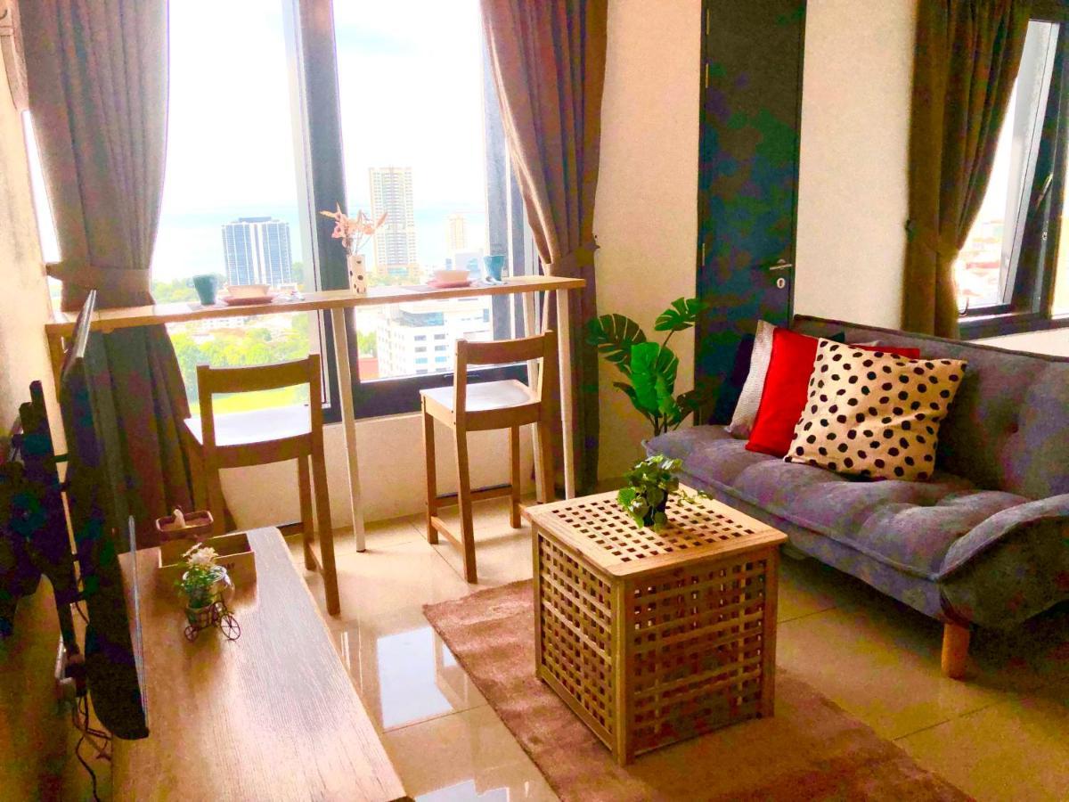 Tropicana 218 Macalister Netflix Unit By Blue Sky Holidays George Town Eksteriør bilde
