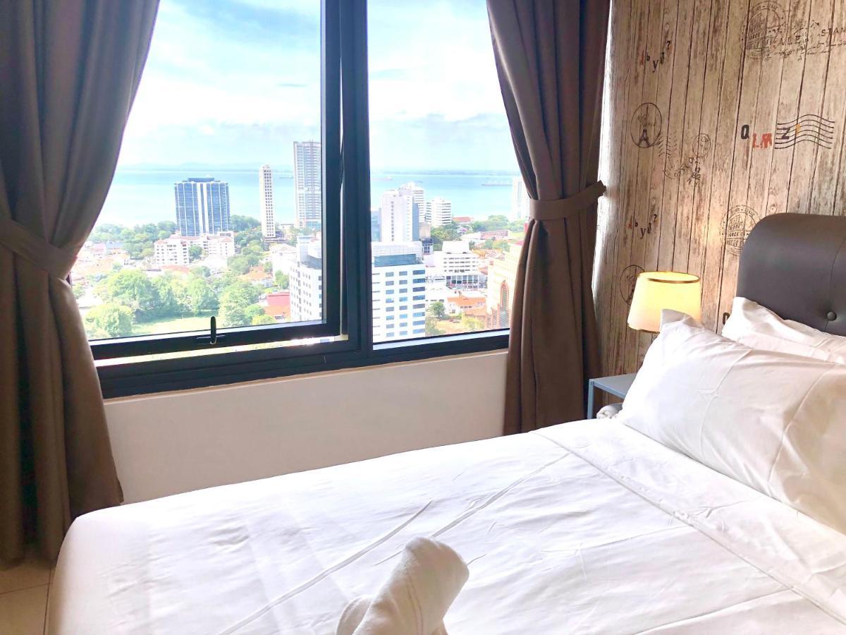 Tropicana 218 Macalister Netflix Unit By Blue Sky Holidays George Town Eksteriør bilde