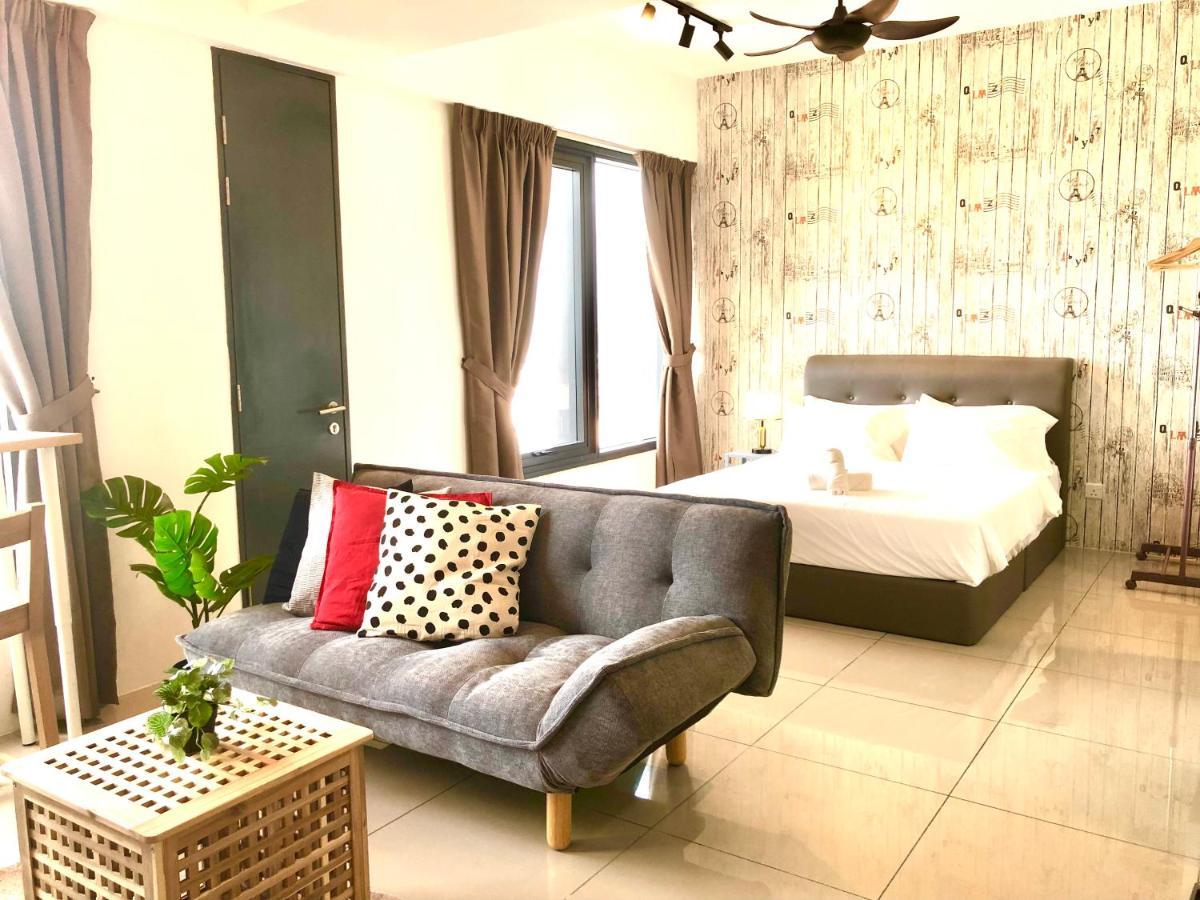Tropicana 218 Macalister Netflix Unit By Blue Sky Holidays George Town Eksteriør bilde