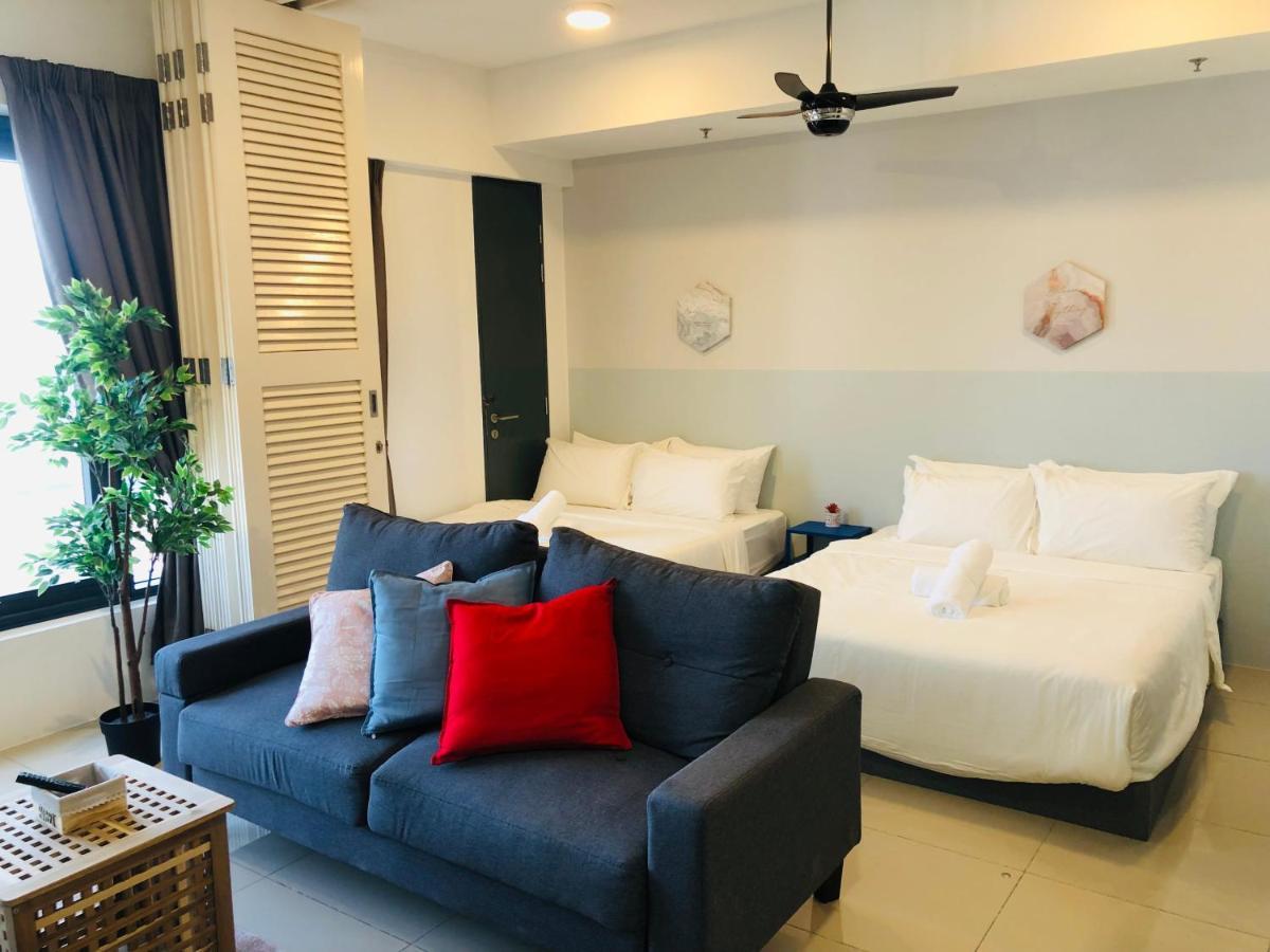 Tropicana 218 Macalister Netflix Unit By Blue Sky Holidays George Town Eksteriør bilde