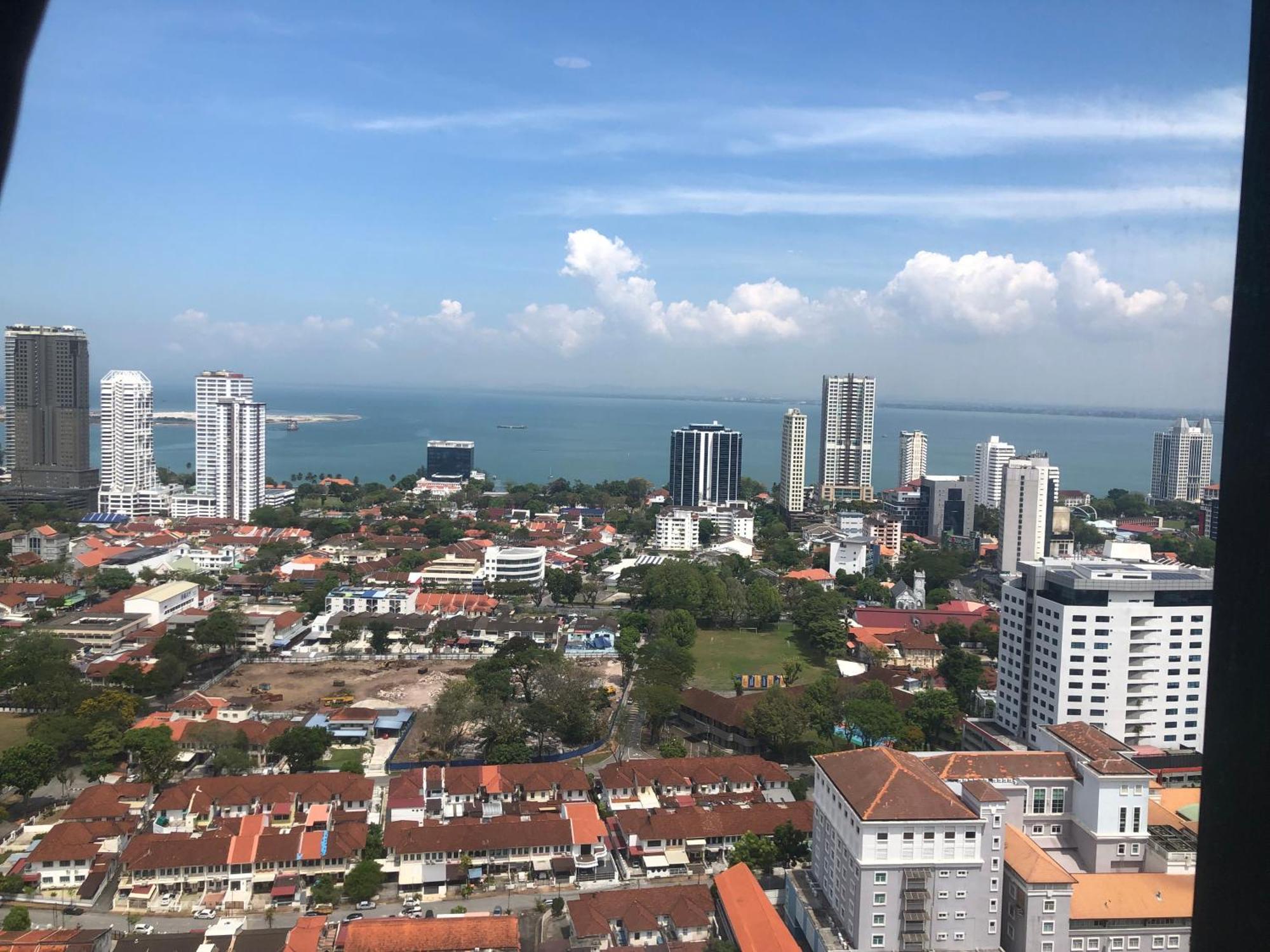 Tropicana 218 Macalister Netflix Unit By Blue Sky Holidays George Town Eksteriør bilde