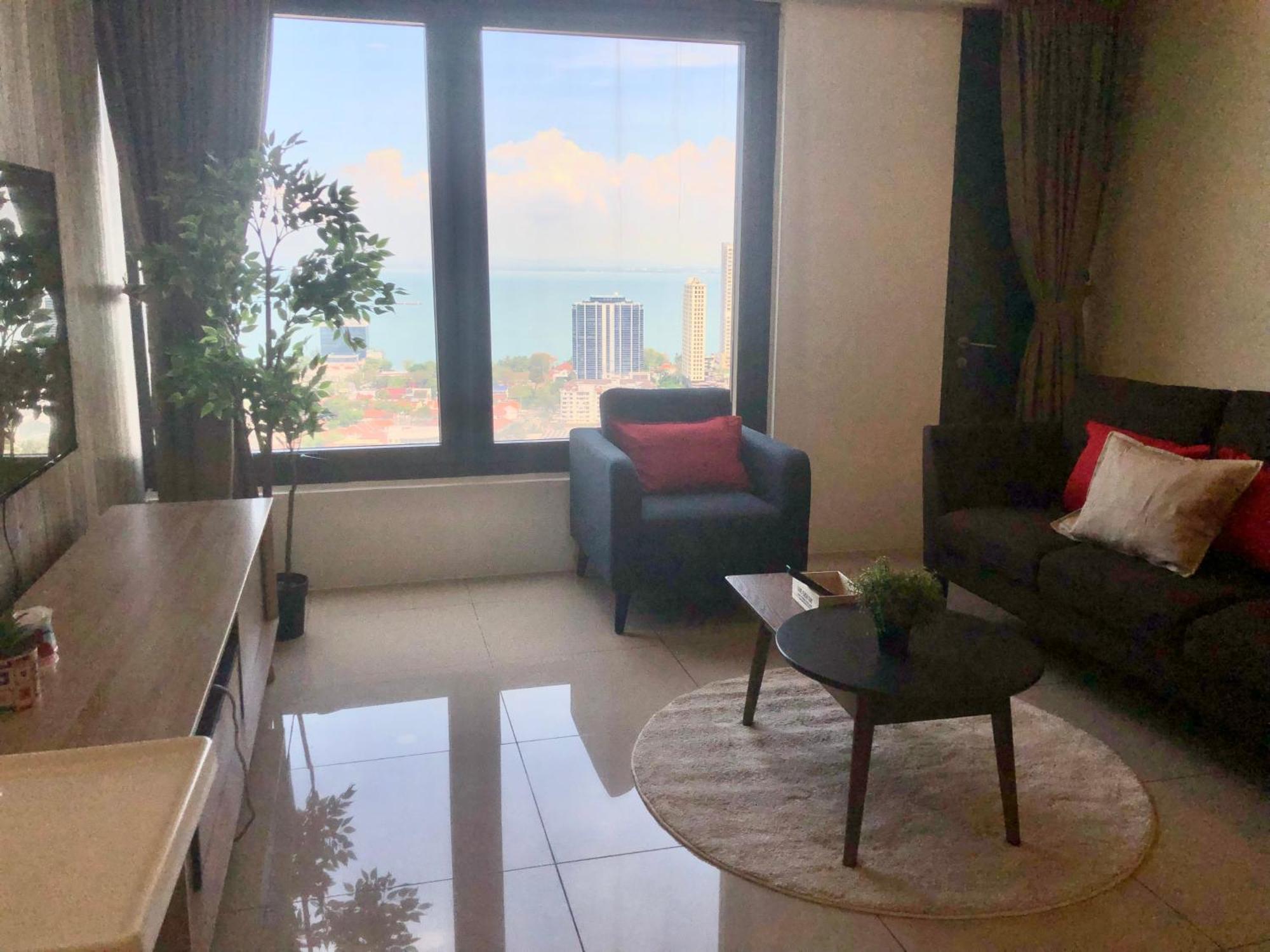 Tropicana 218 Macalister Netflix Unit By Blue Sky Holidays George Town Eksteriør bilde